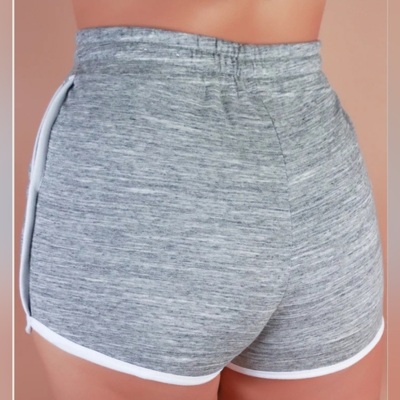 Reflex Shorts - Picture 2 of 7